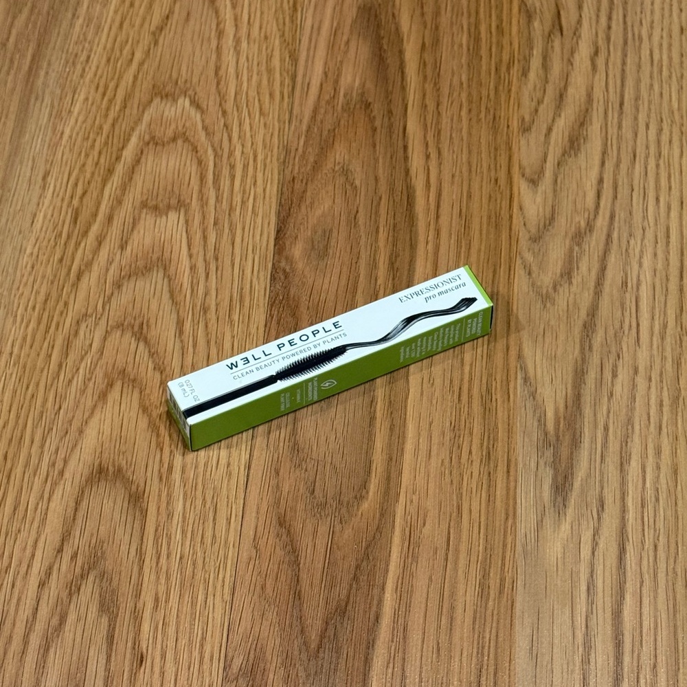 W3ll People Expressionist Pro Mascara Well People